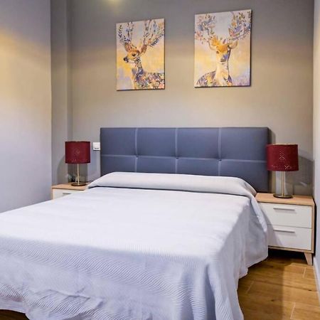 A - Apartamento Elegante Con Piscina Compartida Torrico Bagian luar foto